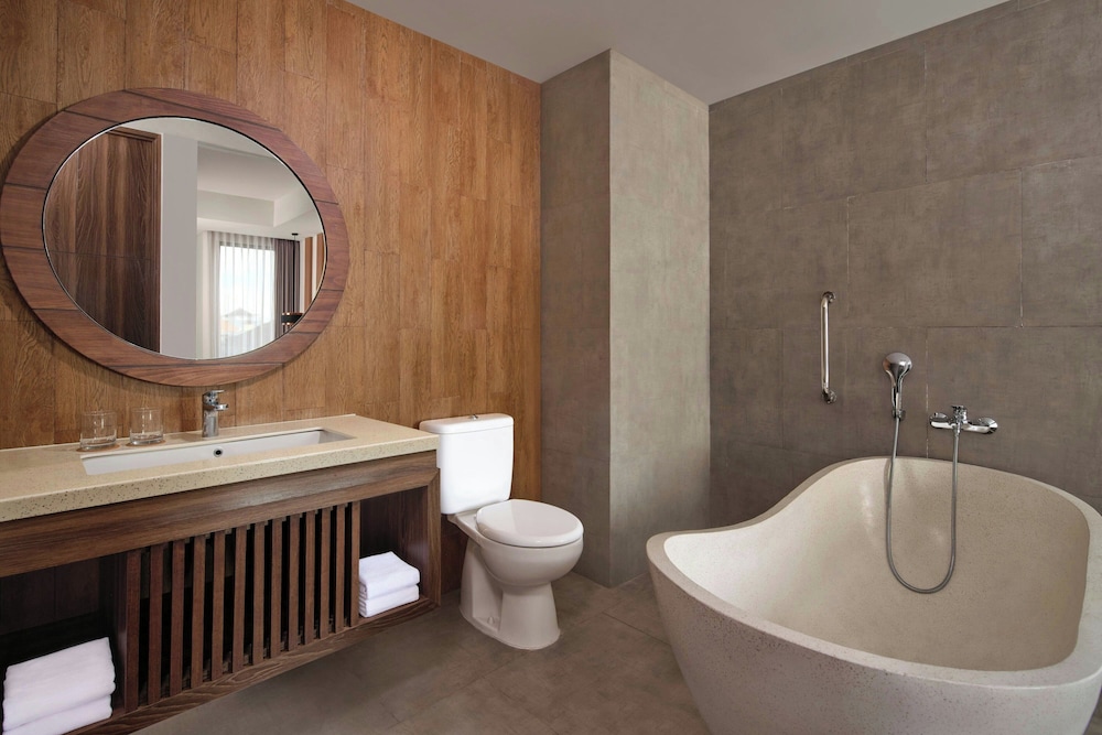 Fairfield by Marriott Bali, South Kuta 49/50