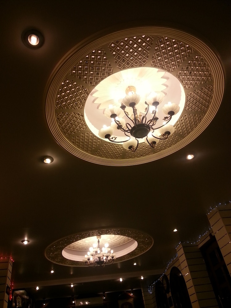 Hotel Kanchandeep 20/38