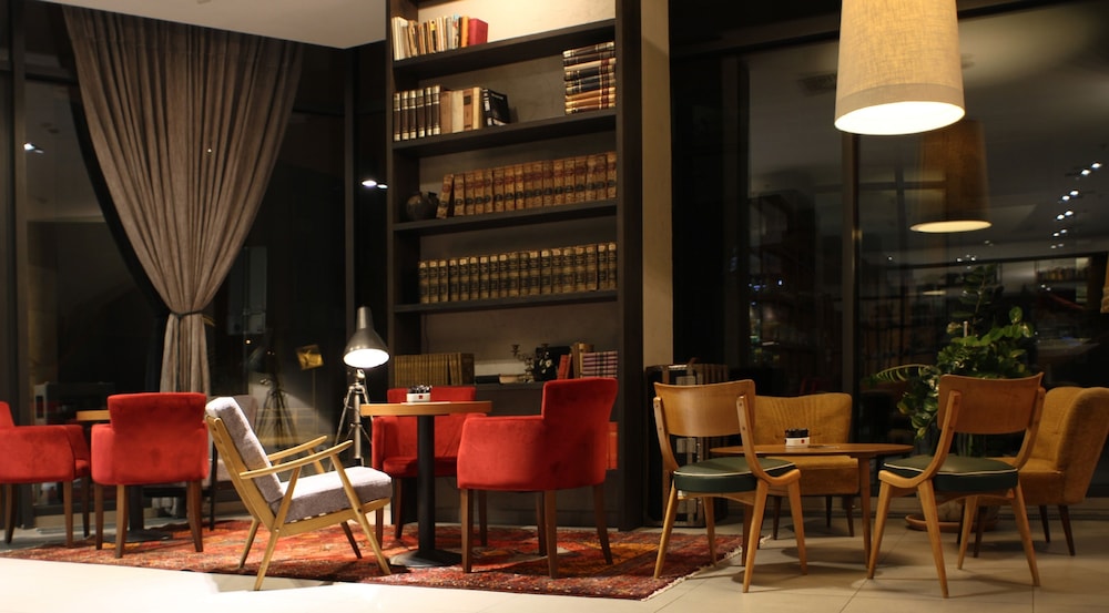 Slisko Hotel 50/66