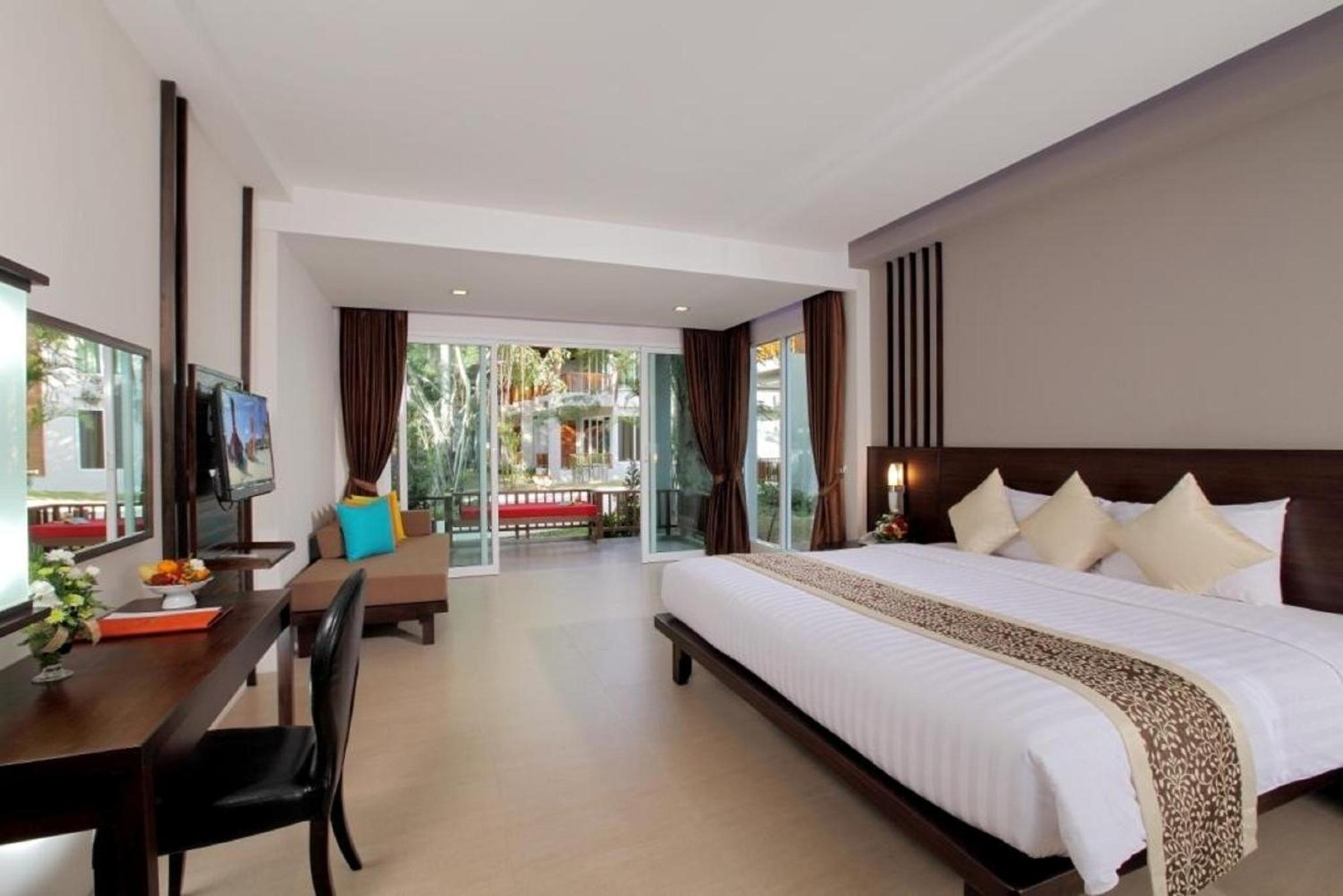 Grand, Deluxe, Double Bed, Sunset Wing, Sand Sea Resort Railay Beach 10/10