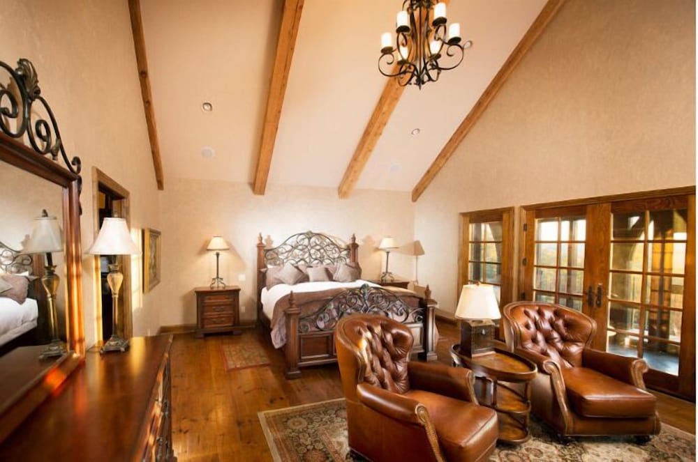 Big Cedar Lodge 49/66