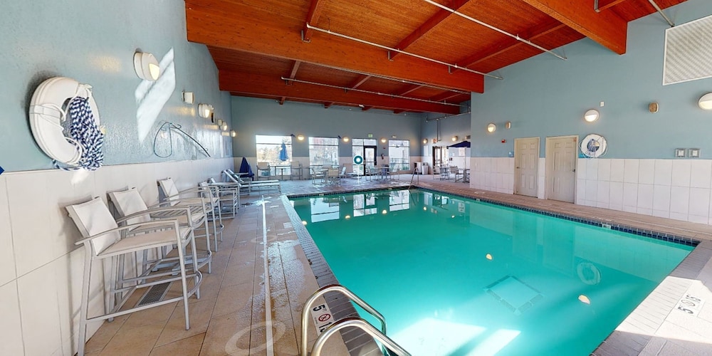 swimming pool spa