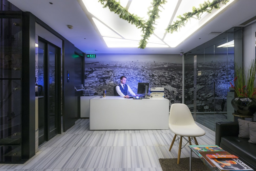 Khai Hotel Karakoy 9/60