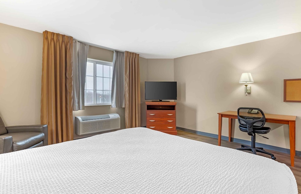 CANDLEWOOD SUITES BARTLESVILLE EAST 25/59