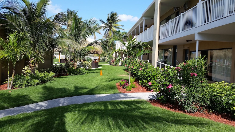 Oceans Beach Resort Suites 57/67