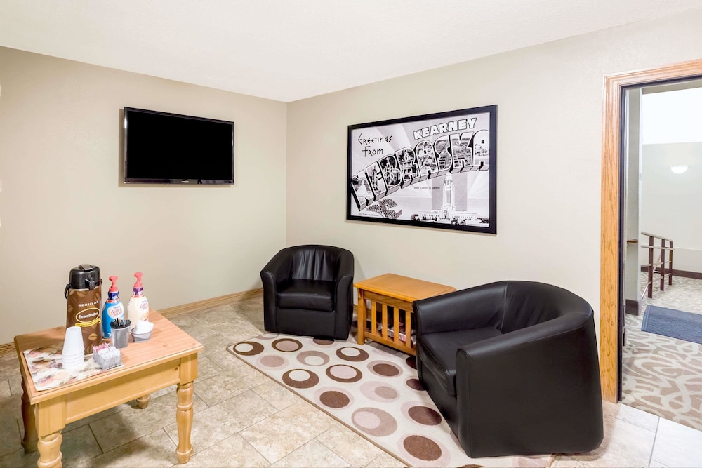 Super 8 By Wyndham Kearney 25/33