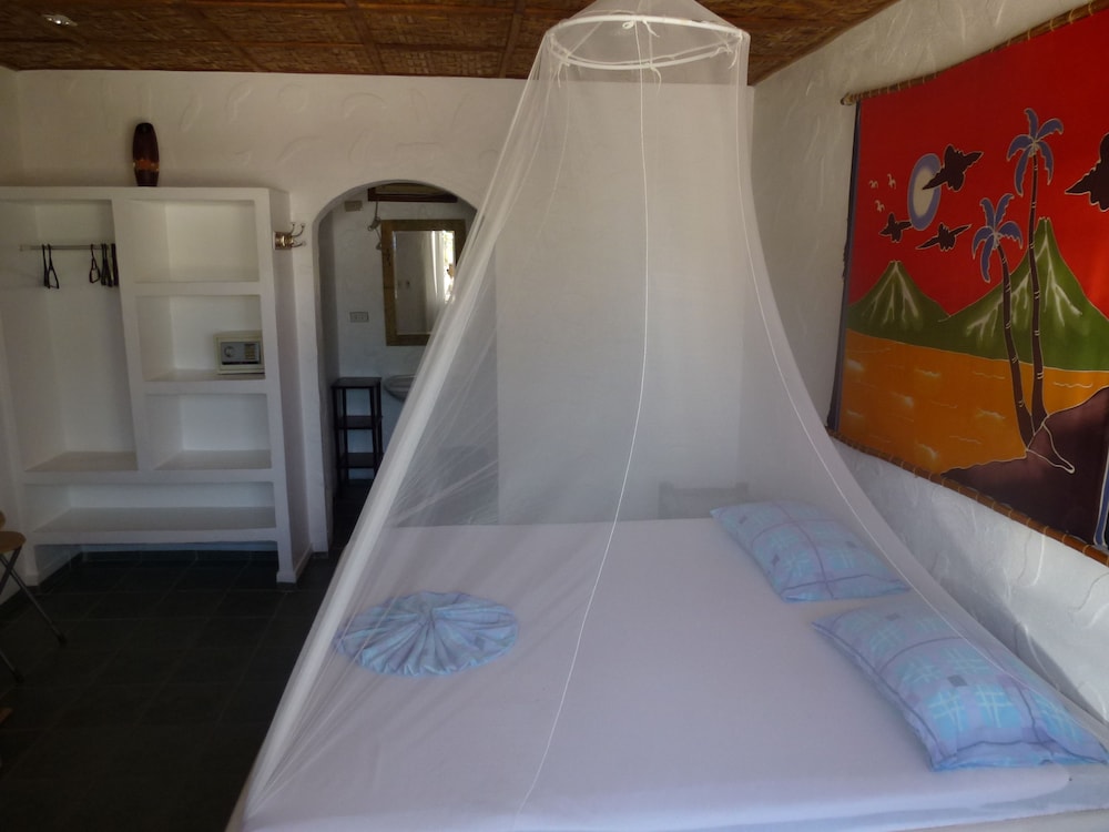 Little Mermaid Dive Resort 24/54