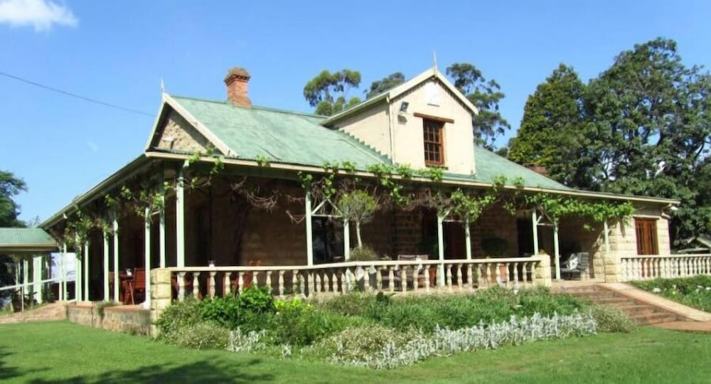 Halliwell Country Inn 1/20