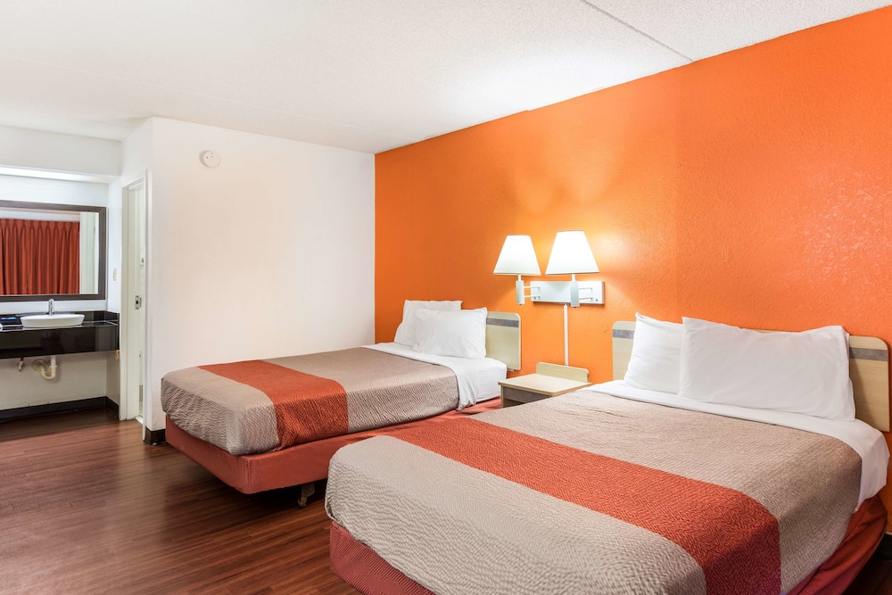 Motel6 Ashland, VA 27/52