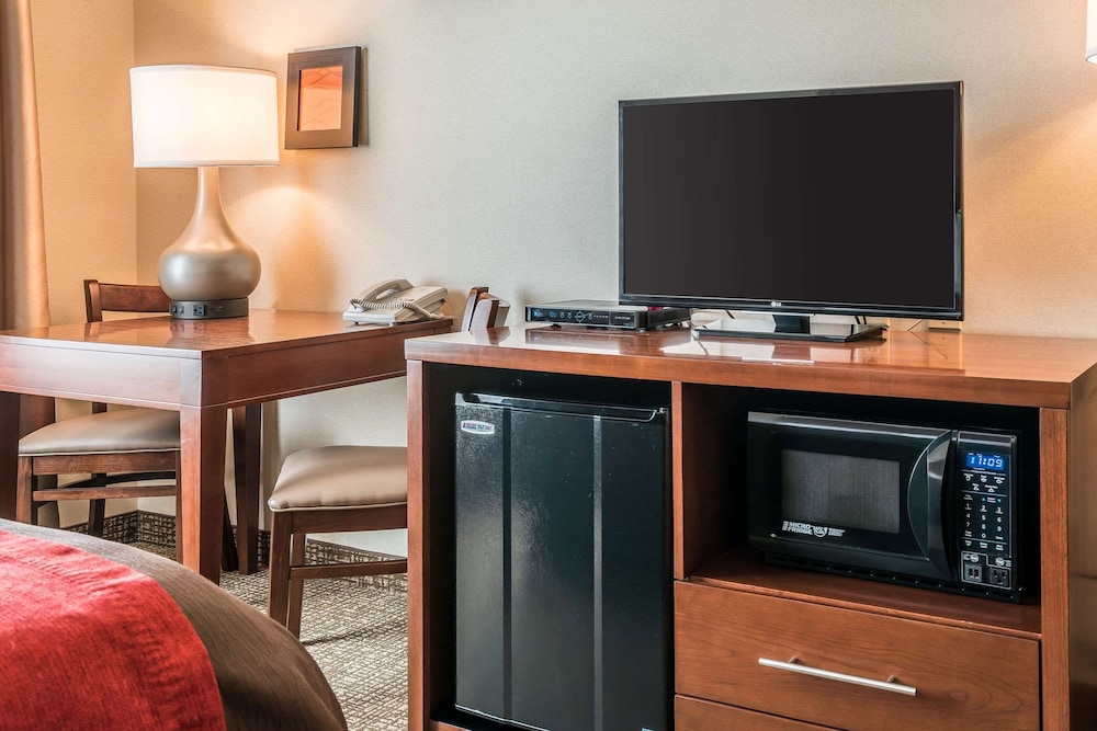 Comfort Inn and Suites Hermiston, OR 44/47