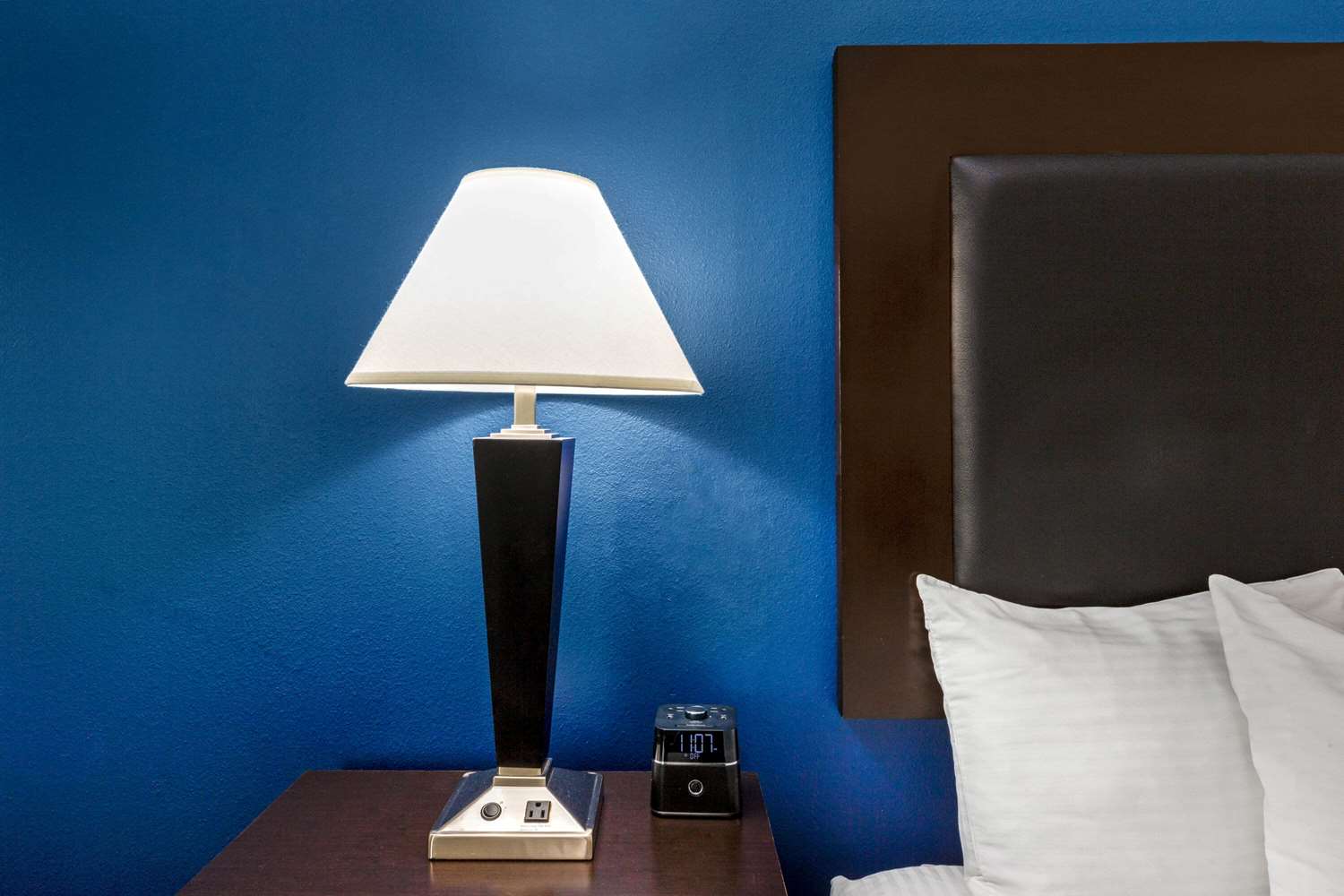 La Quinta Inn & Suites by Wyndham Alvin 23/55