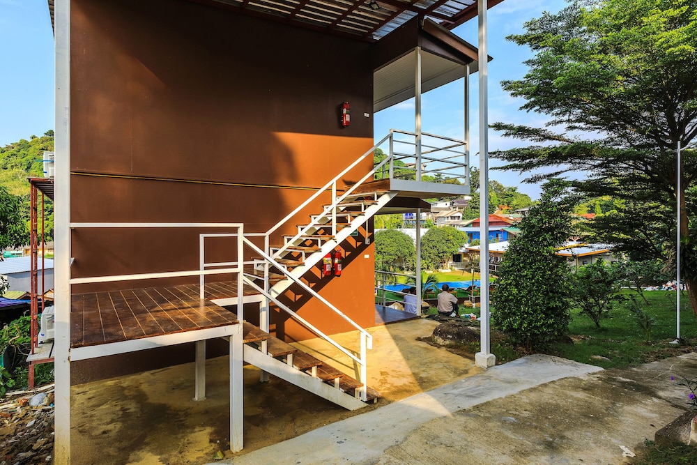 Phi Phi Chang Grand Resort 63/71