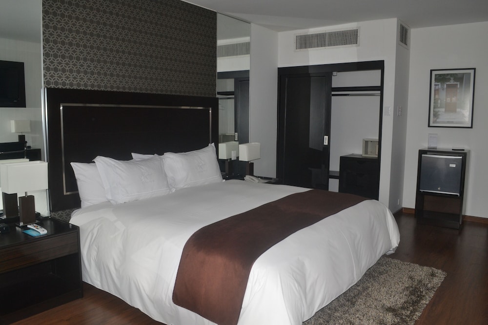 HOTEL JOSE ANTONIO 13/50