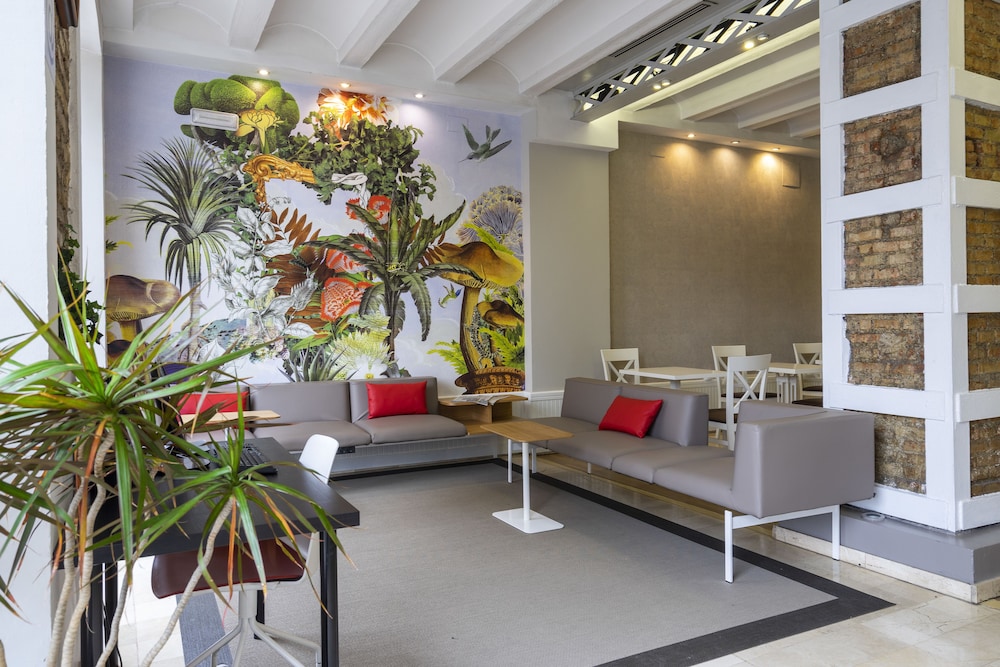 Bh Atarazanas Malaga Boutique Hotel 36/50