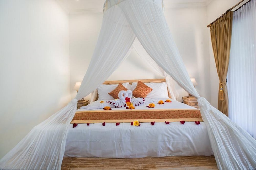 Ubud Batan Nyuh Bed Breakfast & Spa 7/24