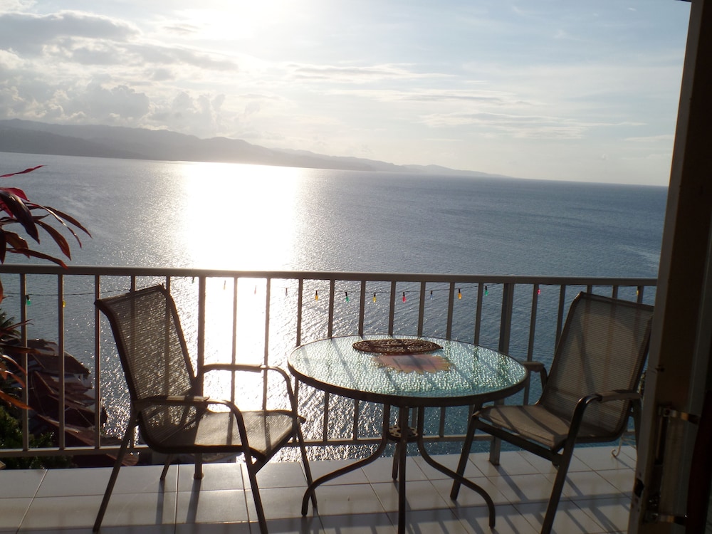 Coral Reef Beach Suite At Montego Bay Club Resort 19/25
