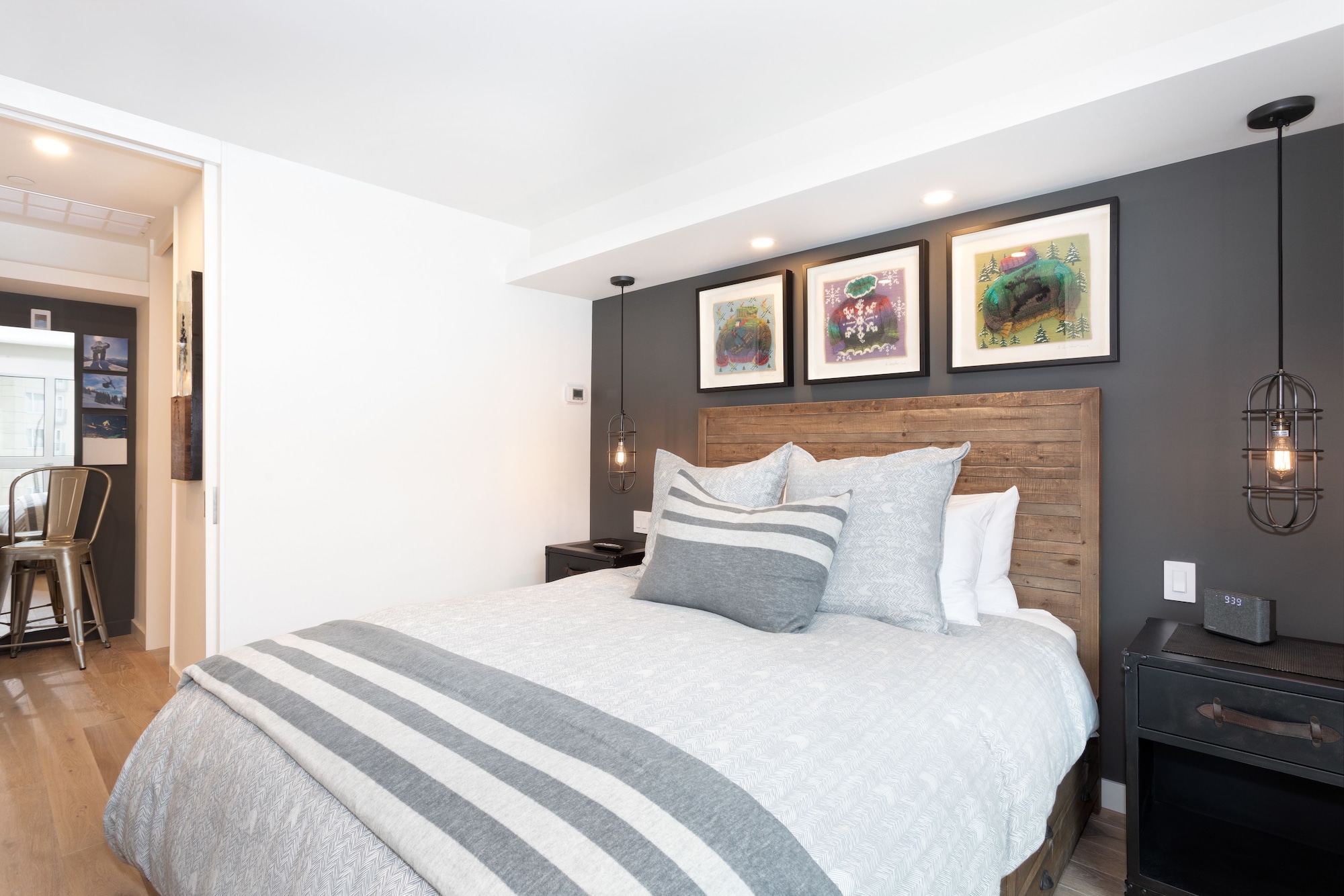 1 Bedroom, Signature, 1 Queen and 1 Murphy Bed, Queen Murphy Bed