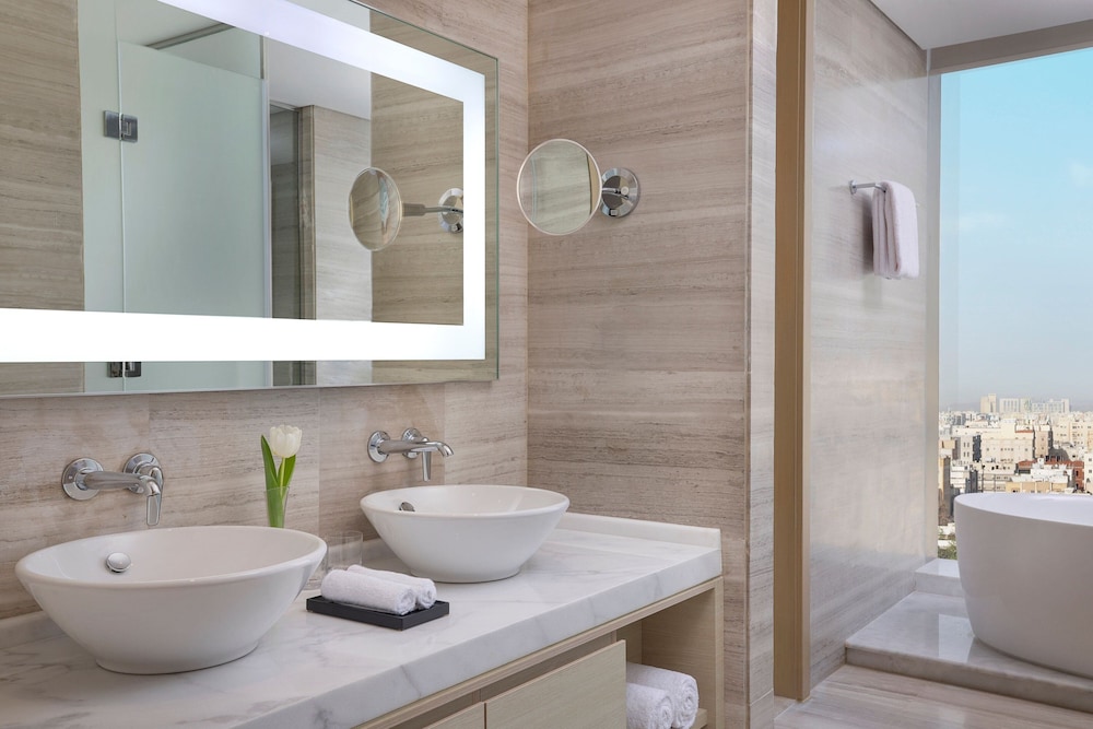Jeddah Marriott Hotel Madinah Road 69/70