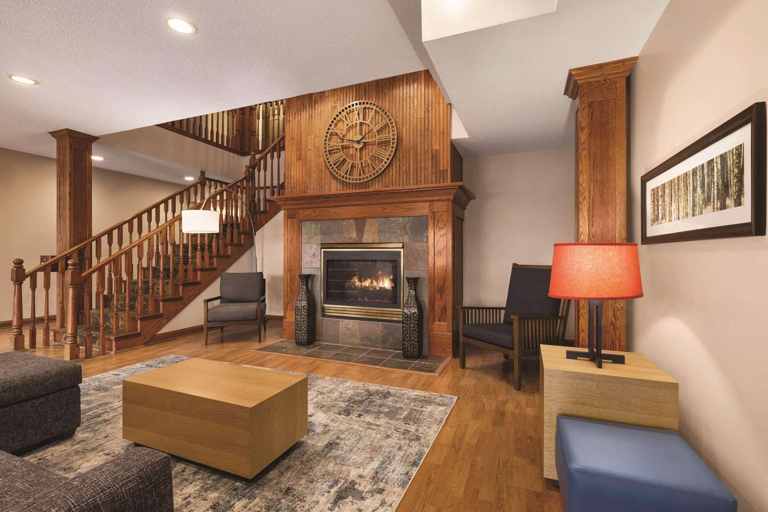 Country Inn Suites By Radisson Forest Lake Mn 27/37