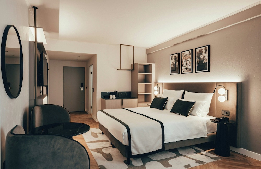 غرفة عائلية بسرير مزدوج، Leonardo Hotel Koln 4/7