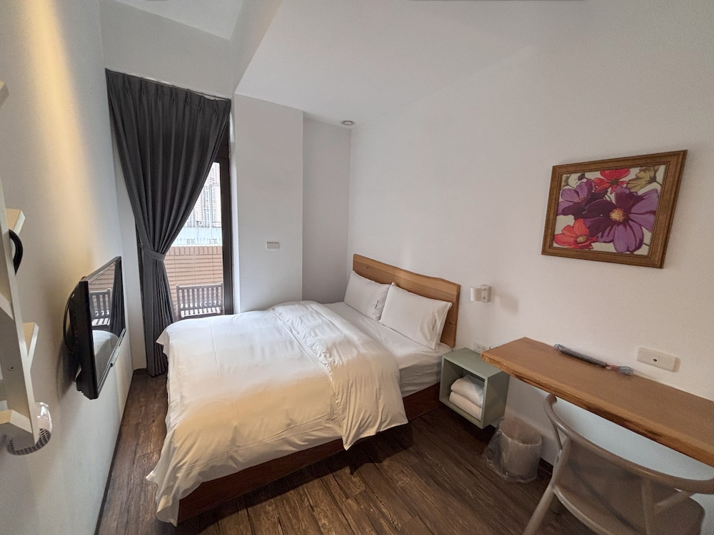 Lutel Hotel 21/100