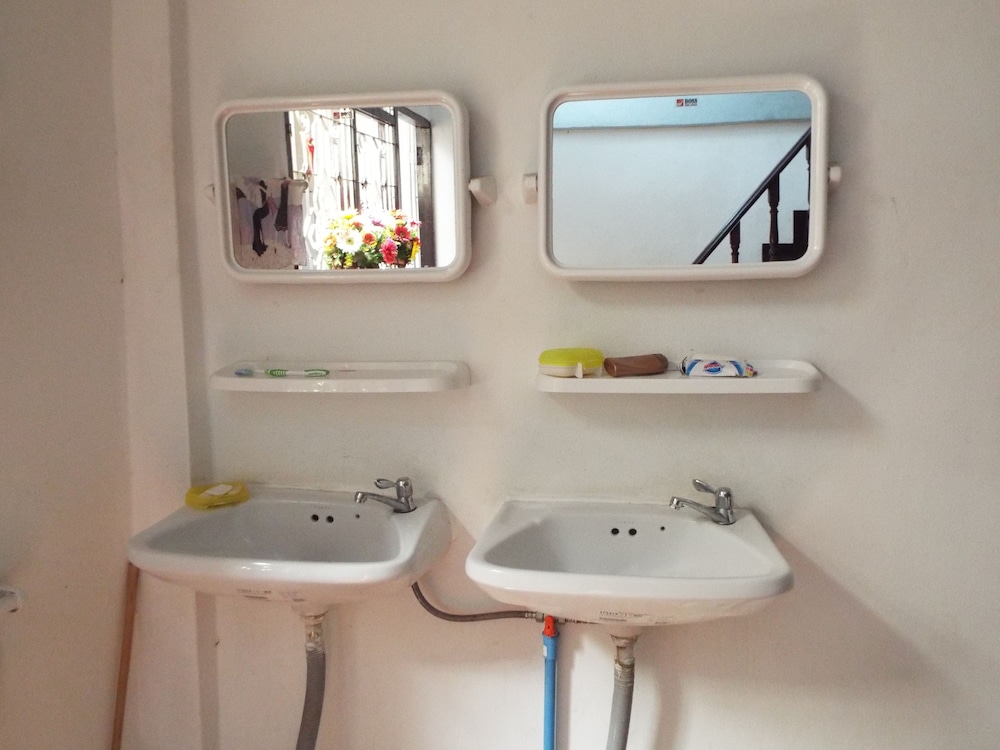 Hostel 24 47/50