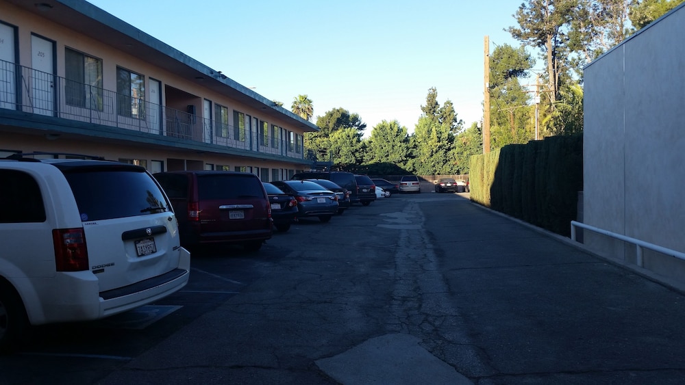 Kona Inn Motel Anaheim 33/42