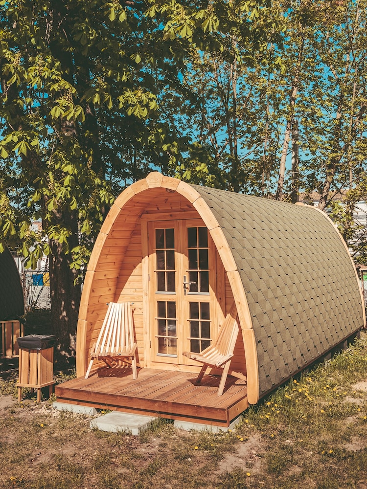 Downtown Forest Hostel & Camping 2/50