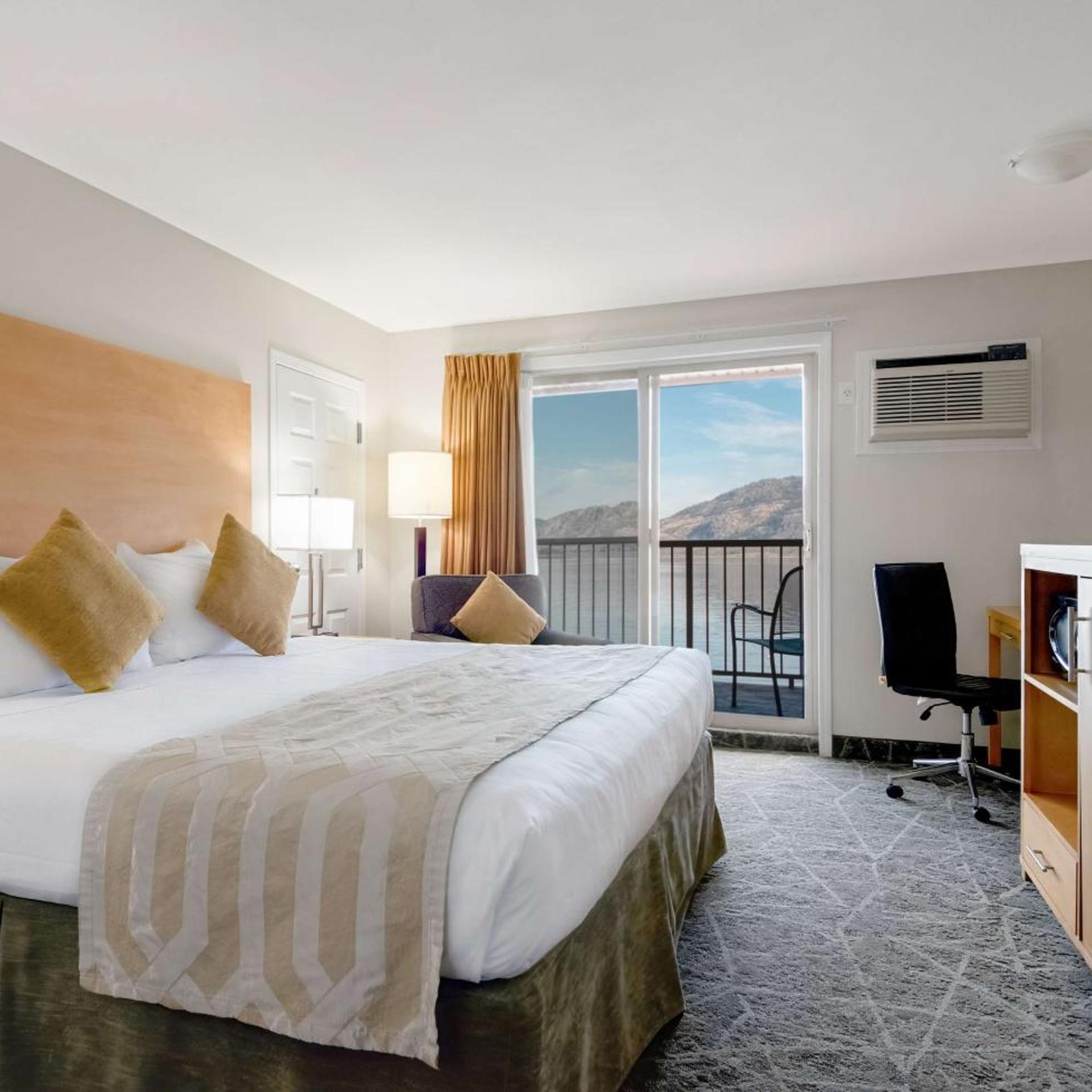 Coast, King Bed