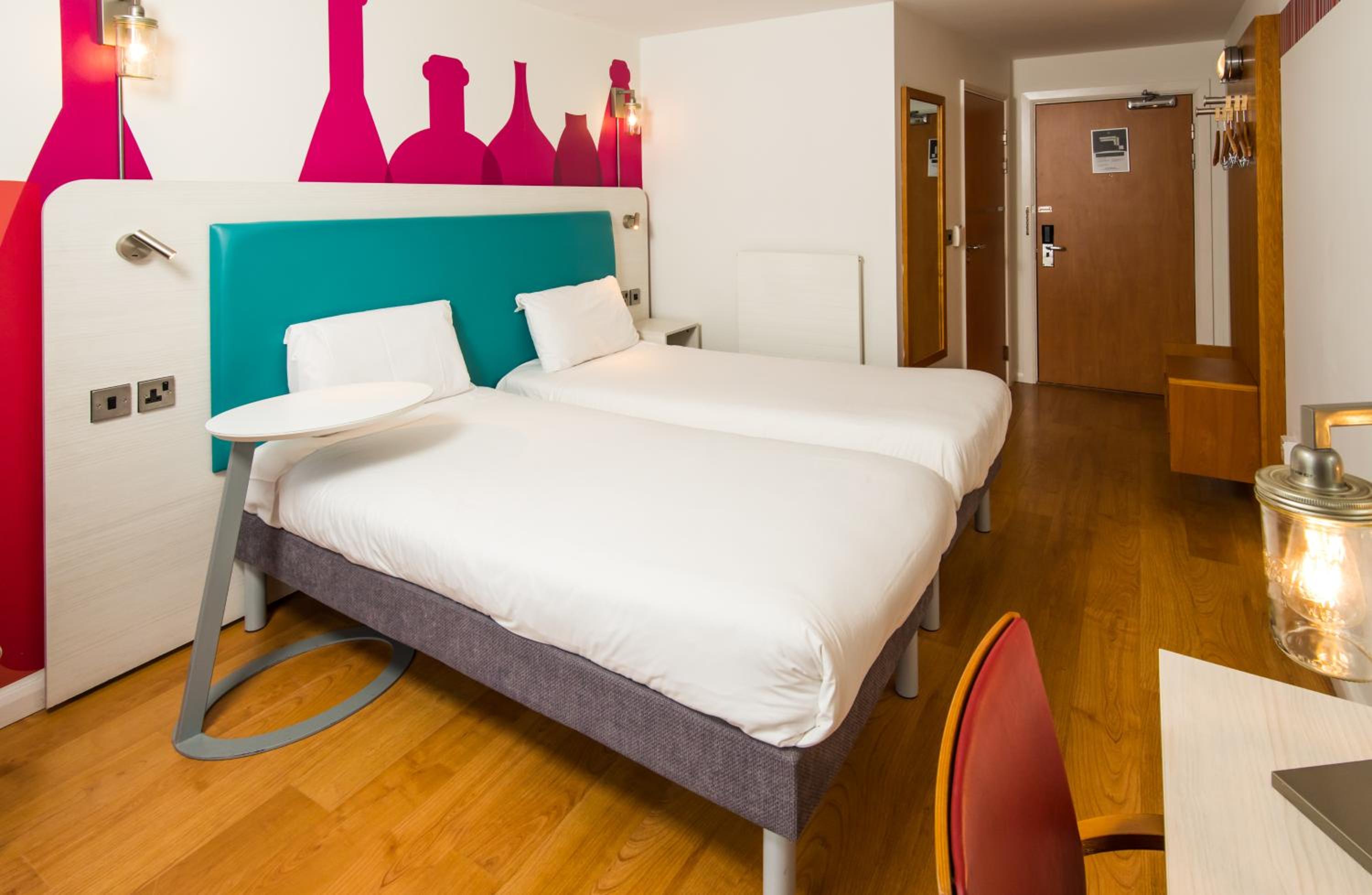 غرفة بسريرين منفصلين، Ibis Styles Barnsley 7/10