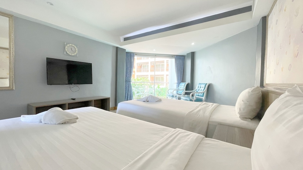 Dragon Beach Resort 22/55