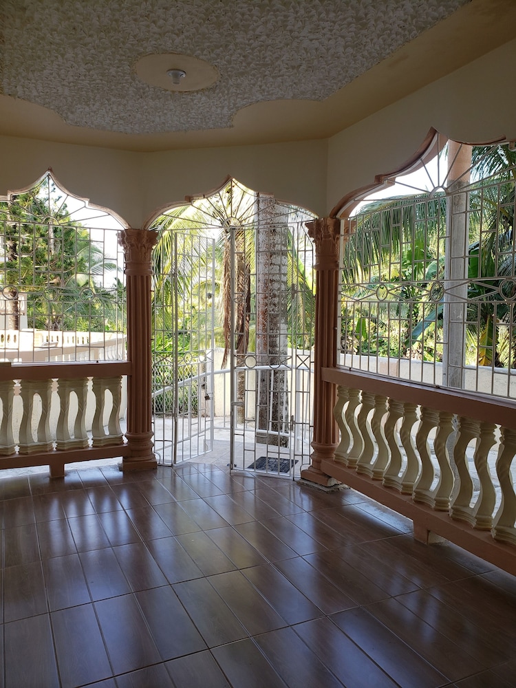 Chateau Margarite Villa 43/50