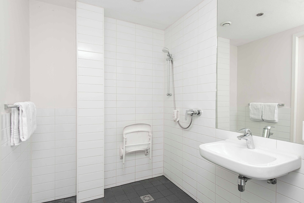 easyHotel Amsterdam City Centre 62/66