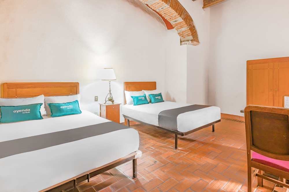 Hotel Meson de San Sebastian 17/50