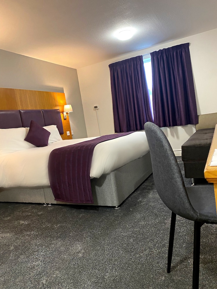 Purple Roomz 5/27