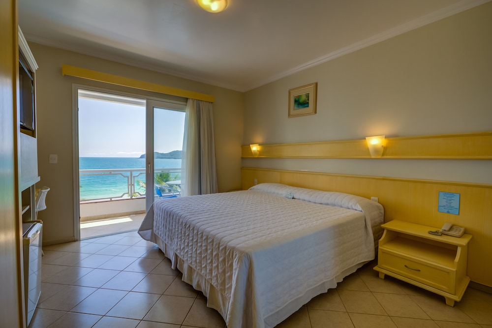 Bombinhas Blue Suites 7/19