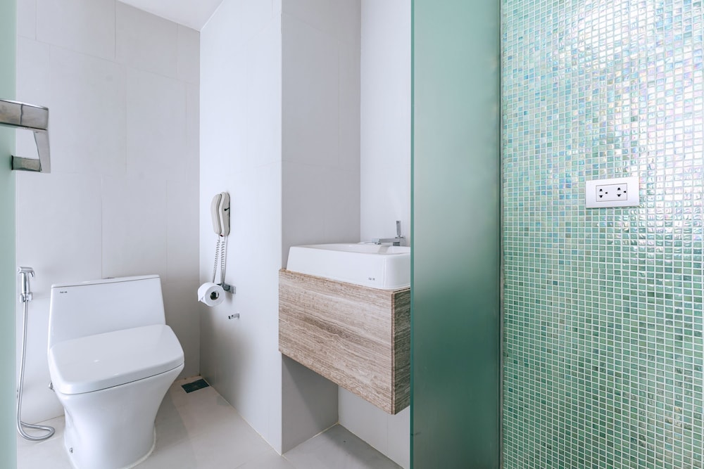 Hotel Baraquda Heeton Pattaya by Compass Hospitality 49/50