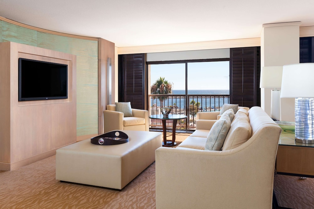 Sonesta Redondo Beach Marina 33/39