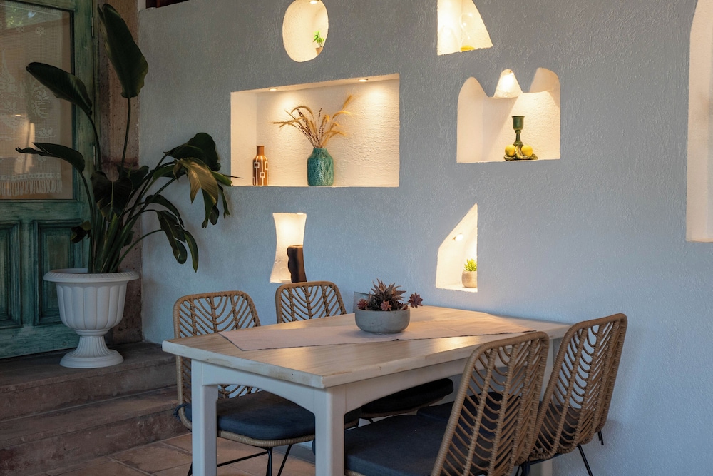 Cunda Tas Otel by Taze 40/50
