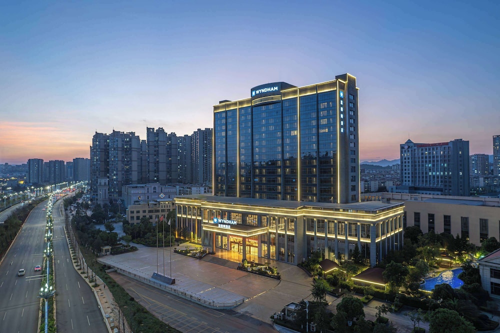 Wyndham Kunming Anning Hot Spring Resort 3/29