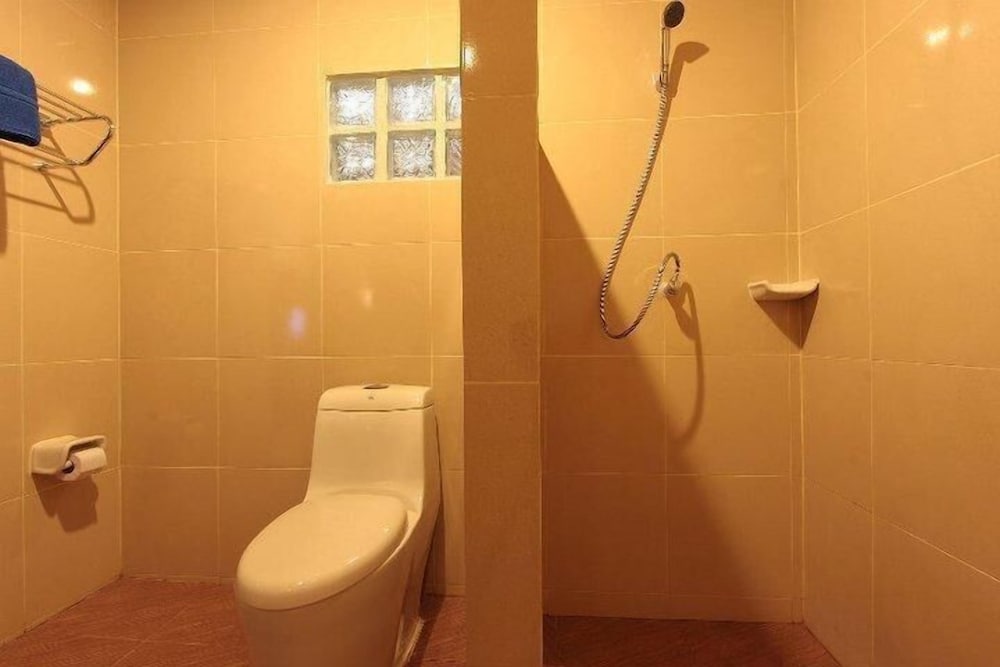 Maleedee Bay Resort 40/45