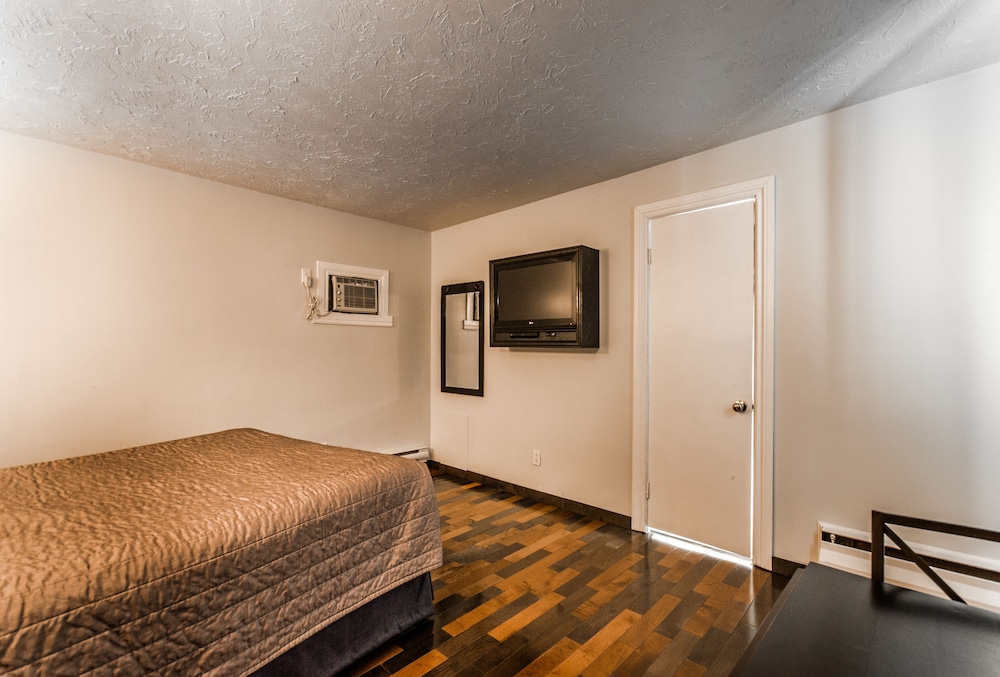 Olux Hotel Motel Suites 29/71