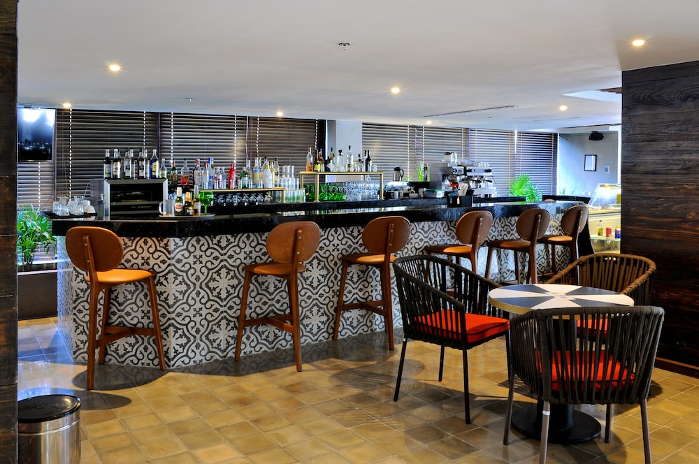 Mex Hoteles Cancun Centro 48/64