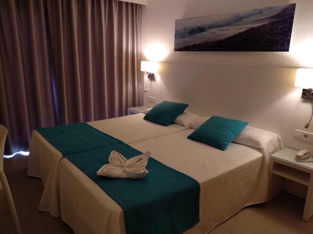 Aparthotel Nereida 10/45