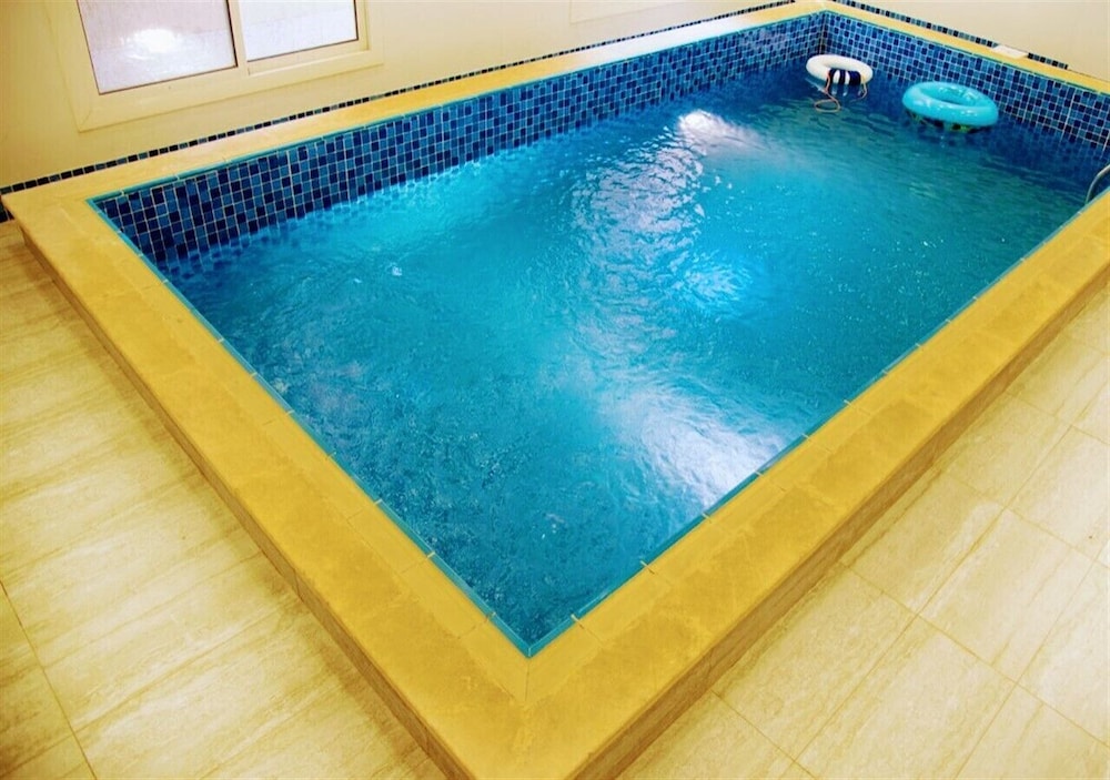 Carawan Hotel Jeddah 48/70