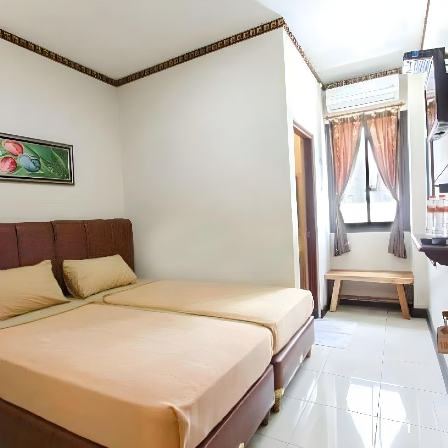 Deluxe, Double Bed