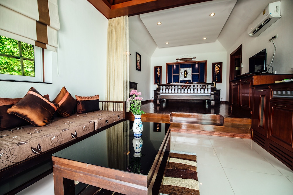 Sea Valley Hotel and Spa 46/73