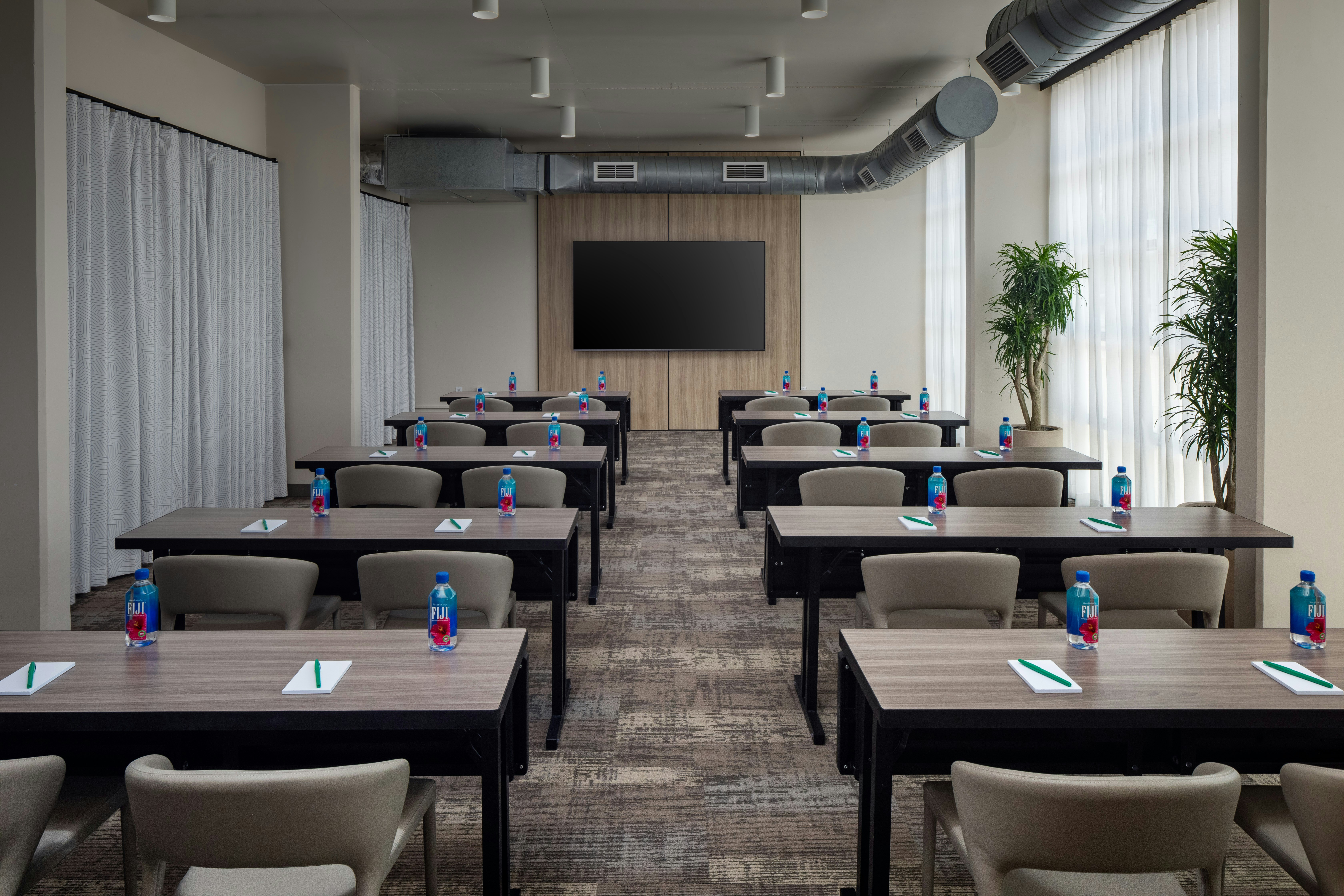 NYLO Dallas Plano Hotel, Tapestry Collection by Hilton 54/66
