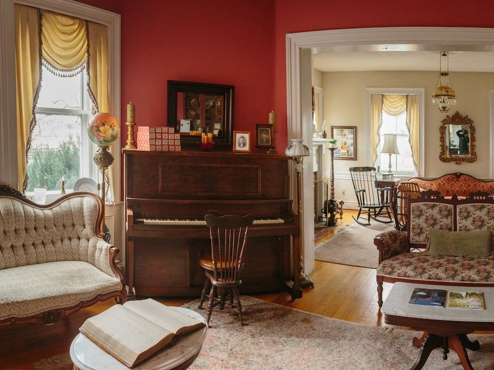 Cave Hill Farm Bed and Breakfast 42/50