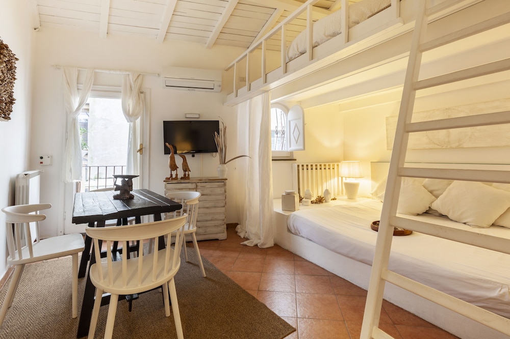 Bastianelli Home 12/47